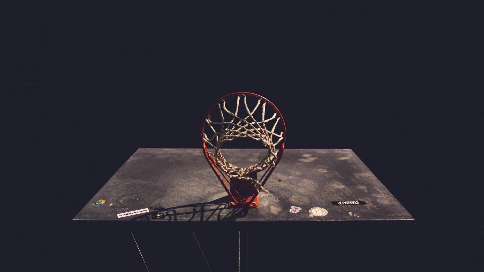 意甲联赛激战正酣,国际米兰强势领跑,尤文图斯紧追不舍