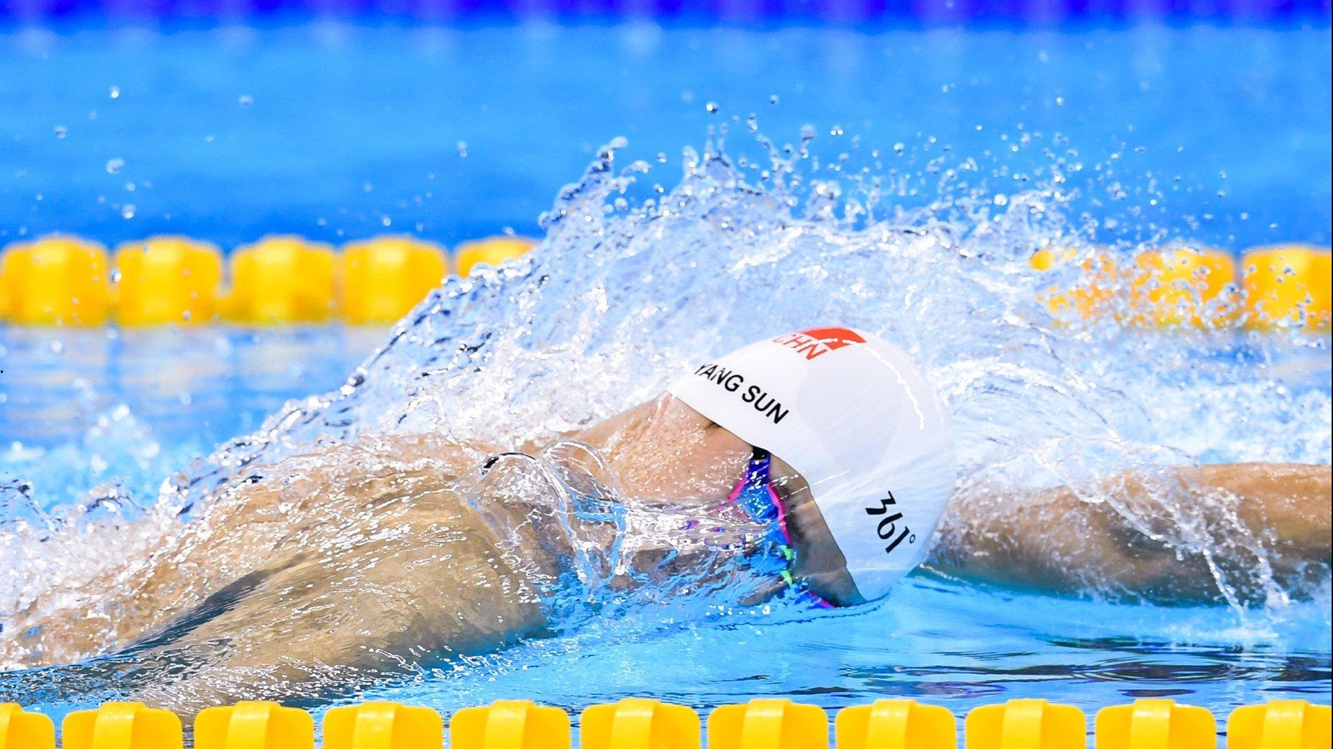 纳达尔鏖战五盘险胜德约科维奇,第15次挺进法网男单四强